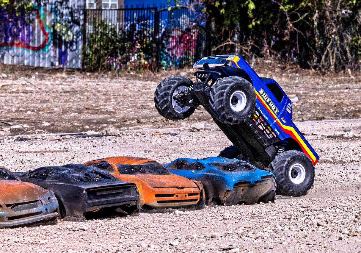 Traxxas Bigfoot No.8 4x4 BL-2S RTR Monster Truck Blau - RCXX - RC Racing Shop | RC Models | Tuning & Spare Parts for Professionals