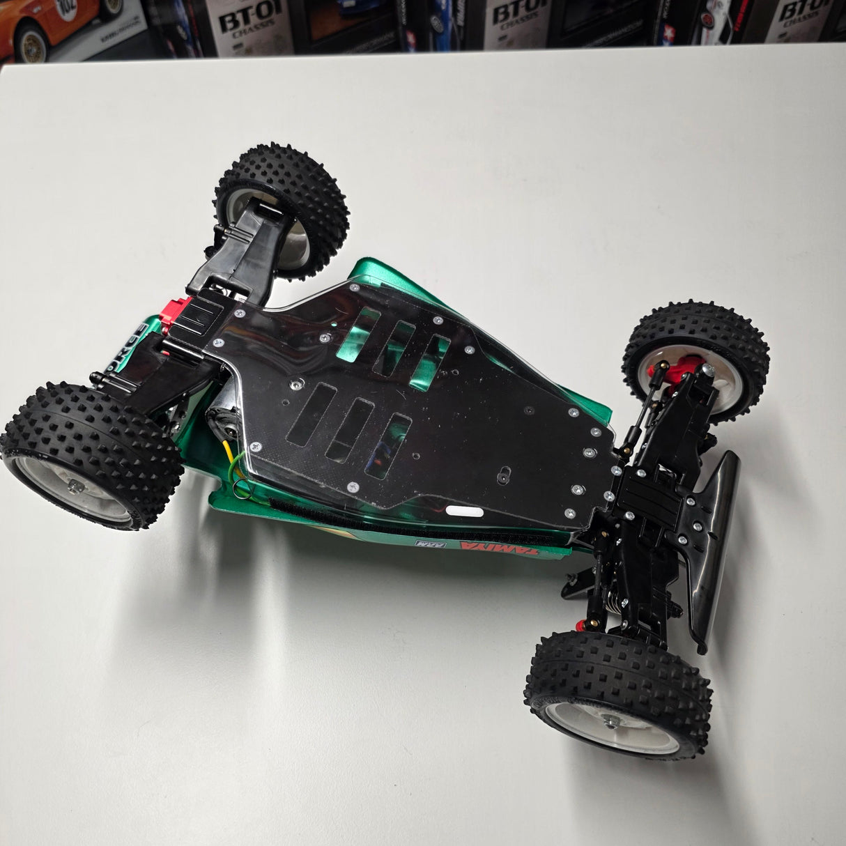 PRE OWNED TAMIYA Topforce + Tuningteile